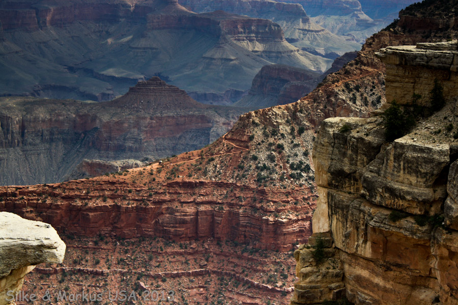 Blick auf den South Kaibab Trail vom Mather Point
