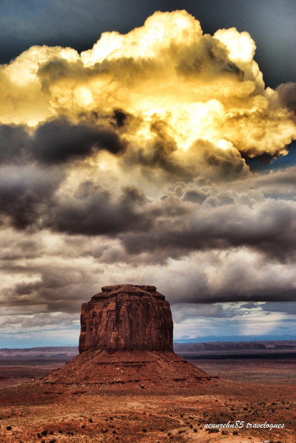 Monument Valley MERRICK BUTTE