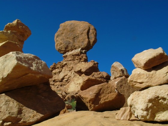 Balanced Rocks